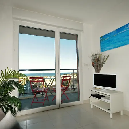 Allia Garden Apartment *